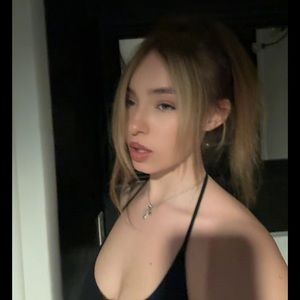 Meet your Posher, Makayla